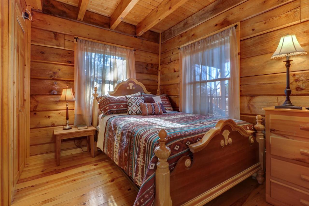 Vila Peaceful Setting Cabin Pigeon Forge Exteriér fotografie